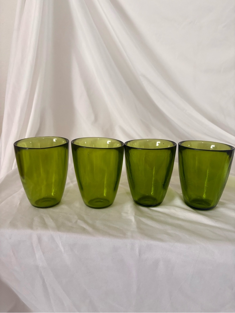 Vintage green olive glass tumbler cups thick set of 4 dining drinkware